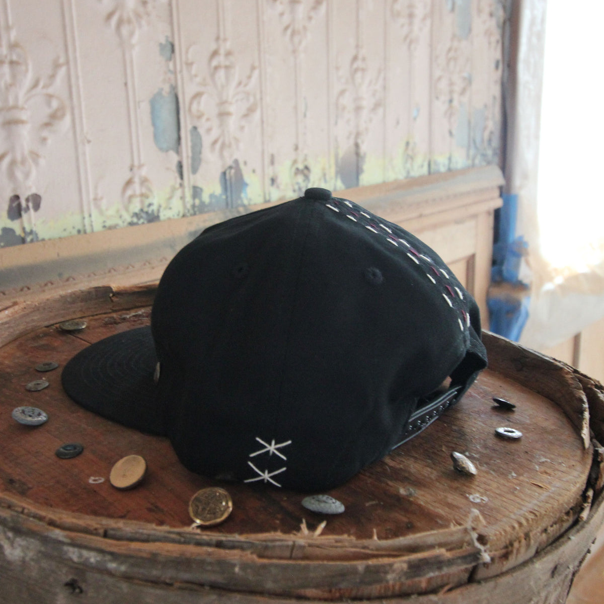 V1 ANTIQUE - BLACK