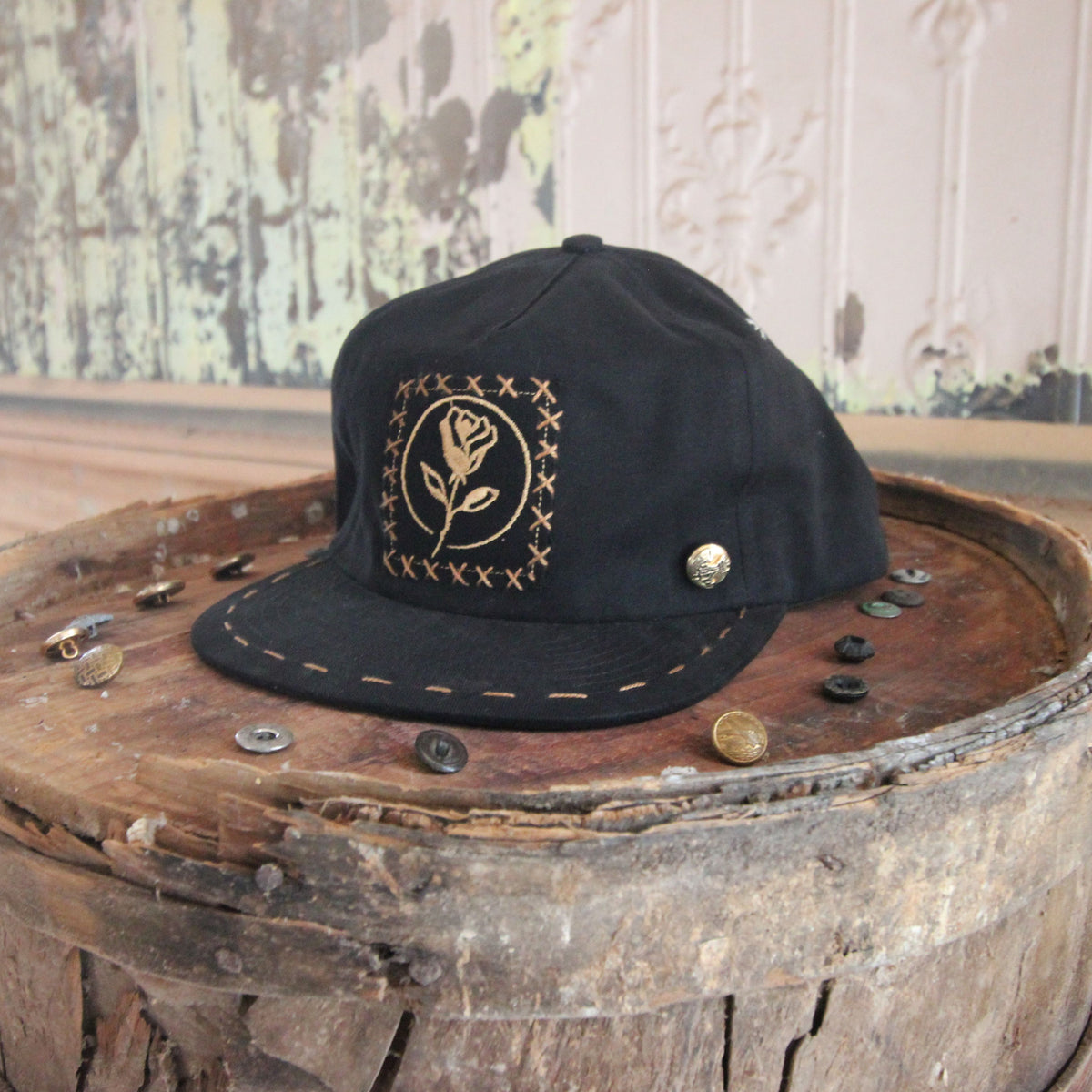 X-STITCH ANTIQUE - BLACK