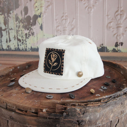 X-STITCH ANTIQUE - OFF WHITE