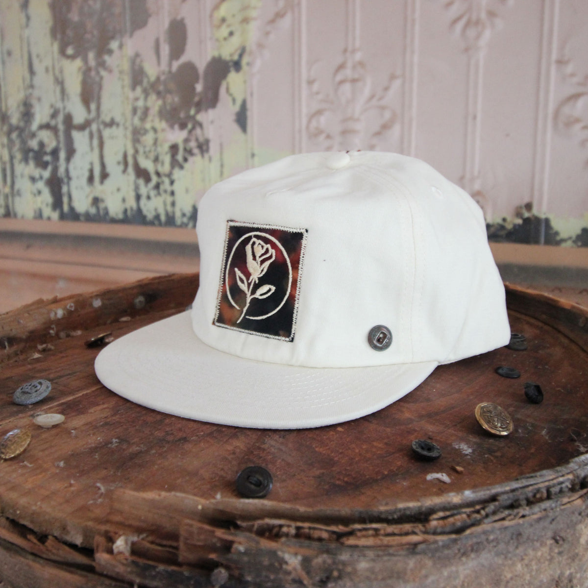 V2 ANTIQUE - OFF WHITE